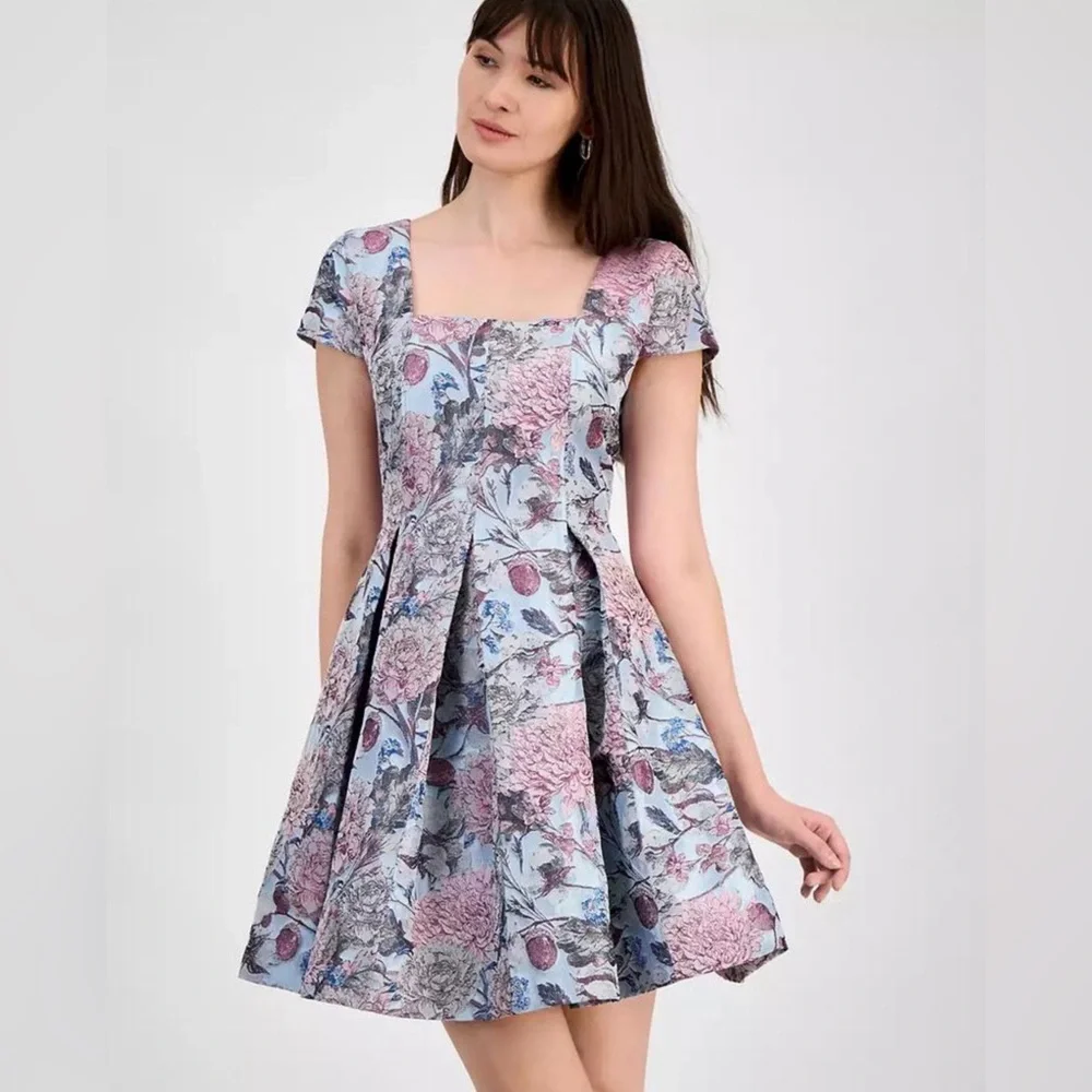 Tahari ASL Women's Floral-Brocade Fit & Flare Dress, Ice Blue - Picture 4 of 8